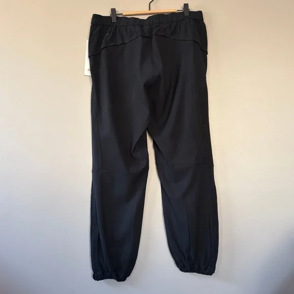 NWT Essential Affinity MR Jogger Size 10 Black - Picture 5 of 8
